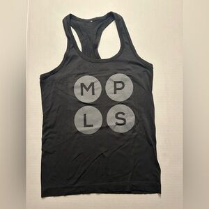 Lululemon women’s run swiftly tank top MPLS Alchemy Black size 6- has pulls.